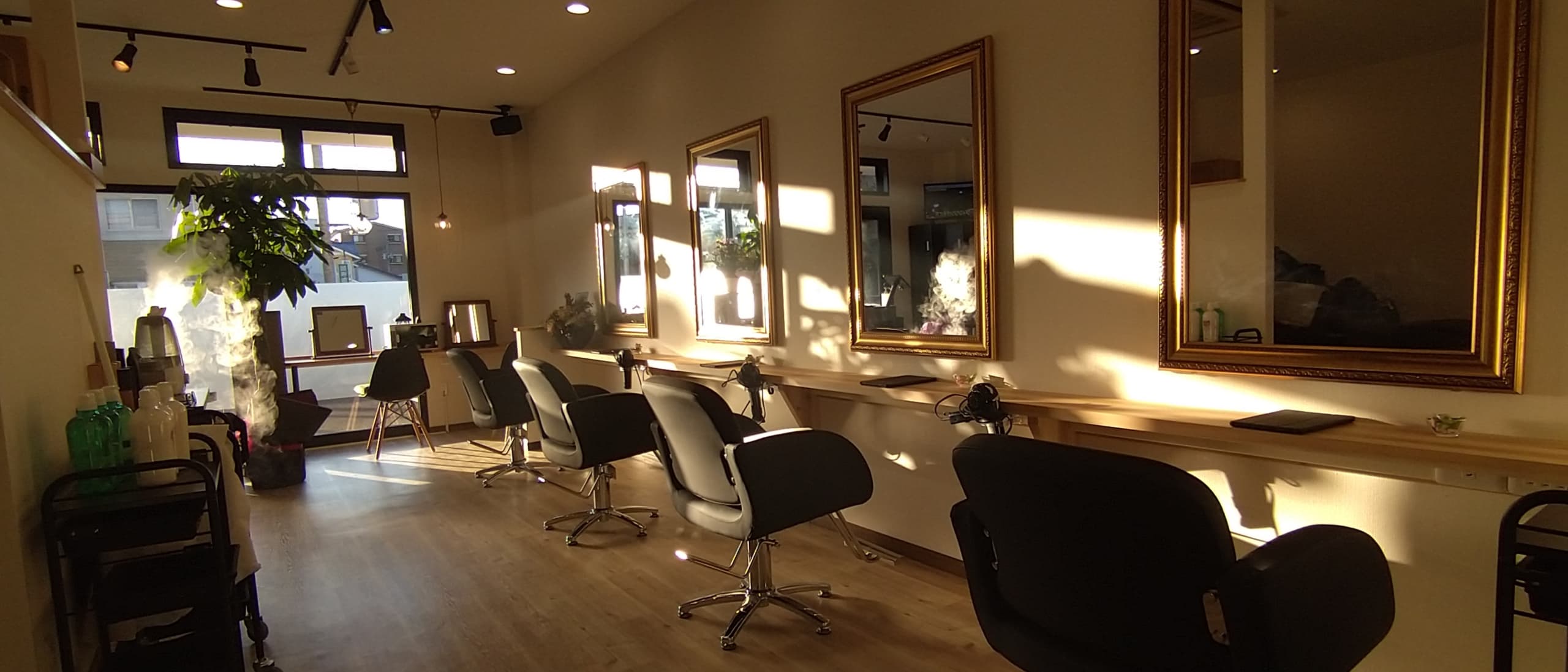 コスタヘアのサロン内装